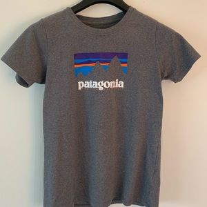 Patagonia Shirt - NEW